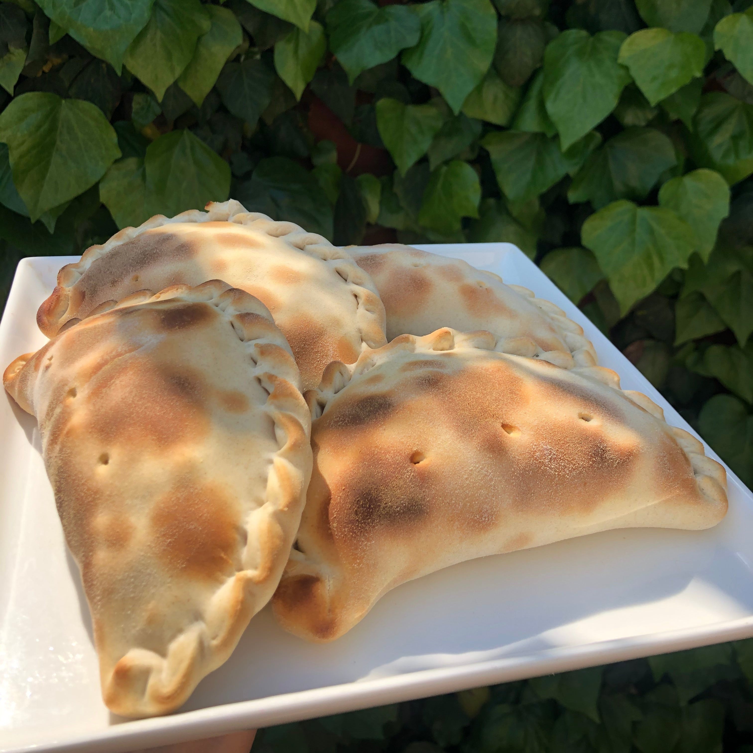 Empanada Vegana - Elige Cantidad y Sabores